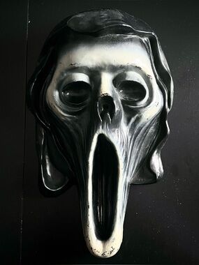 Vintage 90s Scream Ghostface Mask Wall Plaque 1996 Halloween Decor